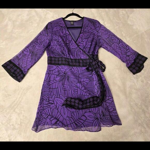 Silkland Women's 100% Silk Mini Wrap Dress  Purple Black Size M Lightweight - Picture 7 of 9